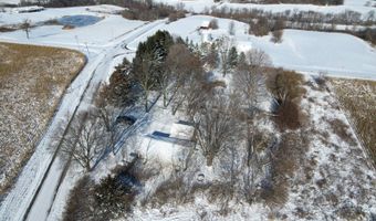 462 Knoxville Trl, Alpha, IL 61413