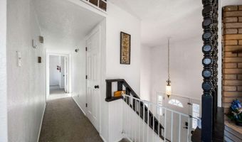 207 MESA Dr, Aztec, NM 87410