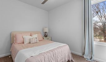 413 Holly Garden Ct, Ballwin, MO 63021