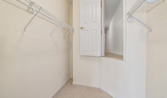 21565 CENTER POINT Cir, Ashburn, VA 20147