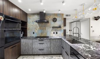 20379 W Country Club Dr 2333, Aventura, FL 33180