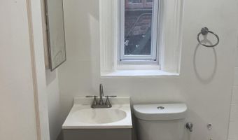 9 Saint Joseph'S Ter 2A, Albany, NY 12210