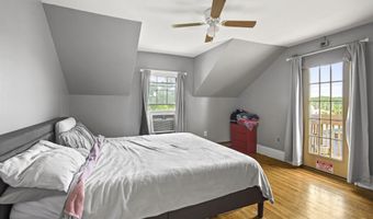 36 Vernon St, Auburn, ME 04210