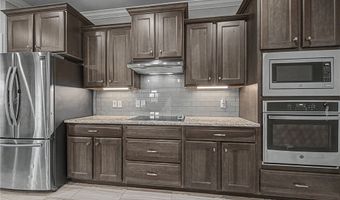 951 NW Pautsky Ave, Bentonville, AR 72713