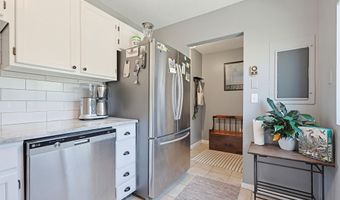 49 Round House Rd, Bourne, MA 02532