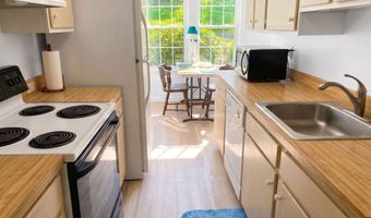 97-99 Park Ave 72, Danbury, CT 06810