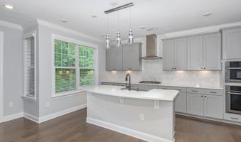 2914 Farmhouse Dr, Apex, NC 27502