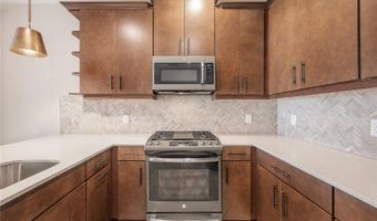 7212 PARADISO Dr, Apollo Beach, FL 33572