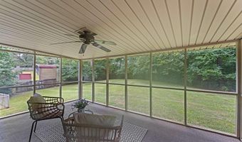 929 CRESTVIEW Ln, Adamsville, AL 35005