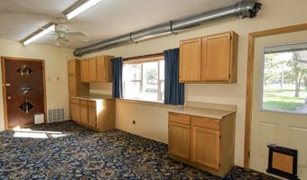 304 U St, Beaver City, NE 68926