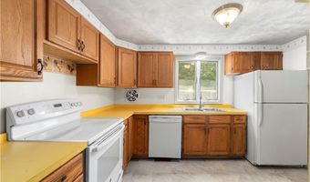 4 Reed Pl, East Greenwich, RI 02818