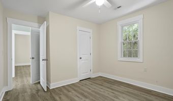 111 Lincoln St, Belton, SC 29627