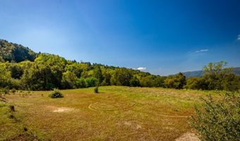 9 Valley Oak Dr, Ahwahnee, CA 93601