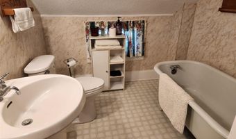 903 Greene St, Adel, IA 50003