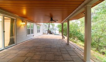 570 Castle Ridge Dr, Ballwin, MO 63021