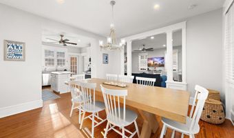 112 8TH St E, Beach Haven, NJ 08008