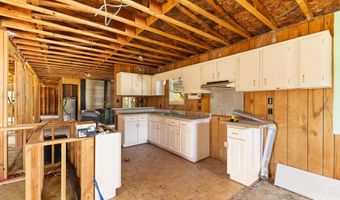 7548 Concord Rd, Alexandria, OH 43001