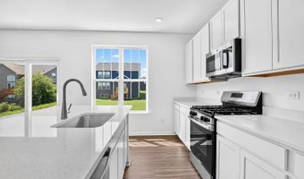 301 Cold Spring St, Algonquin, IL 60102