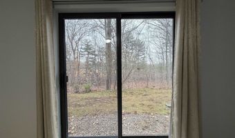 17 Bayberry Dr, Atkinson, NH 03811