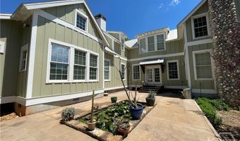 156 Lake Oglethorpe Dr, Arnoldsville, GA 30619