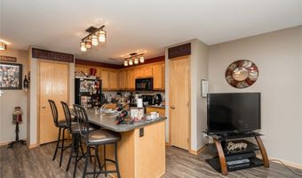 4814 NE Grove Ln, Ankeny, IA 50021