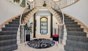 925 N River Rd, Algonquin, IL 60102