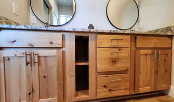 891 NE DIVISION Ave, Bandon, OR 97411