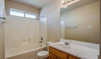 706 Lakeview Dr, Alvarado, TX 76009