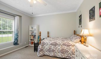 142 Pinners Cove Rd, Asheville, NC 28803