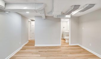 1519 STAFFORD St N 3, Arlington, VA 22207