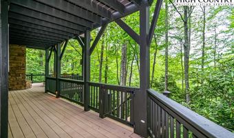 430 Crooked Creek Ln, Banner Elk, NC 28604