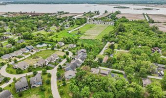 40511 N Minena St, Antioch, IL 60002
