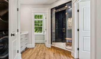 1 Willowbrook Ct, Bedford, NH 03110