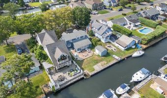 84 Lebrun Ave, Amityville, NY 11701
