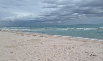 52 Camden Dr, Bal Harbour, FL 33154