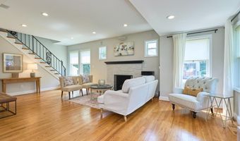 255 N BRYAN St, Arlington, VA 22201
