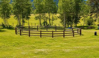 40 Atkin Ln, Cascade, ID 83611