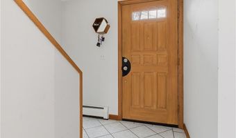 7 Wake Robin Rd 1604, Lincoln, RI 02865