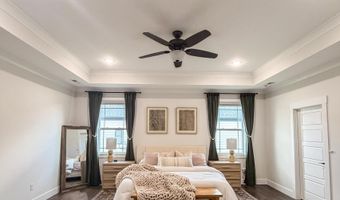 637 Berry Rd, Boiling Springs, SC 29316