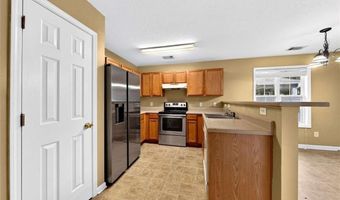 744 W Vincent Dr W, Athens, GA 30607