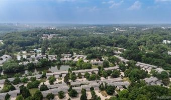 767 Skynob Dr, Ann Arbor, MI 48105