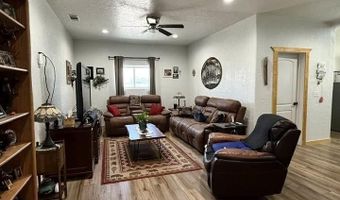102 Doporto Ct, Carlsbad, NM 88220
