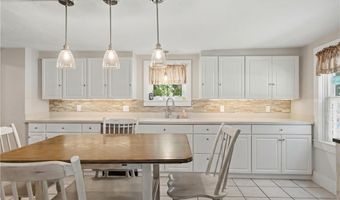 44 Old Great Rd, North Smithfield, RI 02896