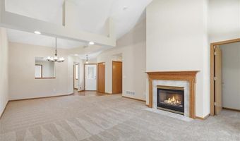 6240 157th St W, Apple Valley, MN 55124