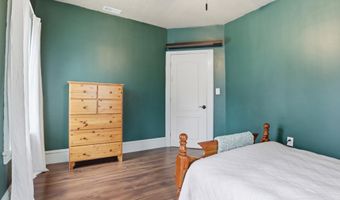 103 W KING St, Abbottstown, PA 17301