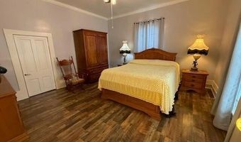 253 N 8th St, Batesville, AR 72501