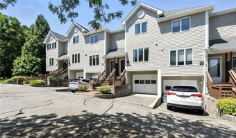 469 North Ln, Bristol, RI 02809