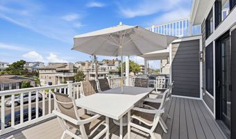 141 30th St, Avalon, NJ 08202