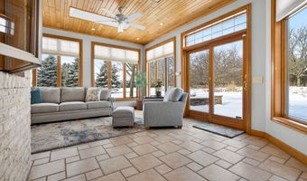 4351 N SUGAR MAPLE Ln, Appleton, WI 54913