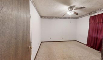 352 Pheasant Run Dr, Batesville, IN 47006